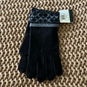 Coach gloves